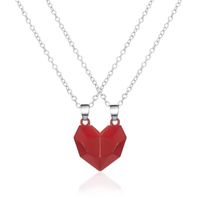 Collar doble corazón rojo con imán para parejas o mejores amigos