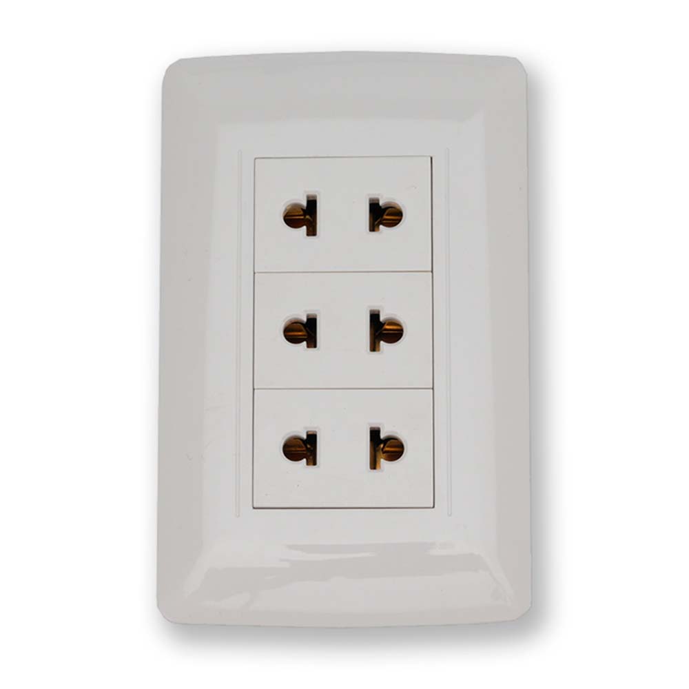 Tomacorriente Essential Triple Universal Blanco