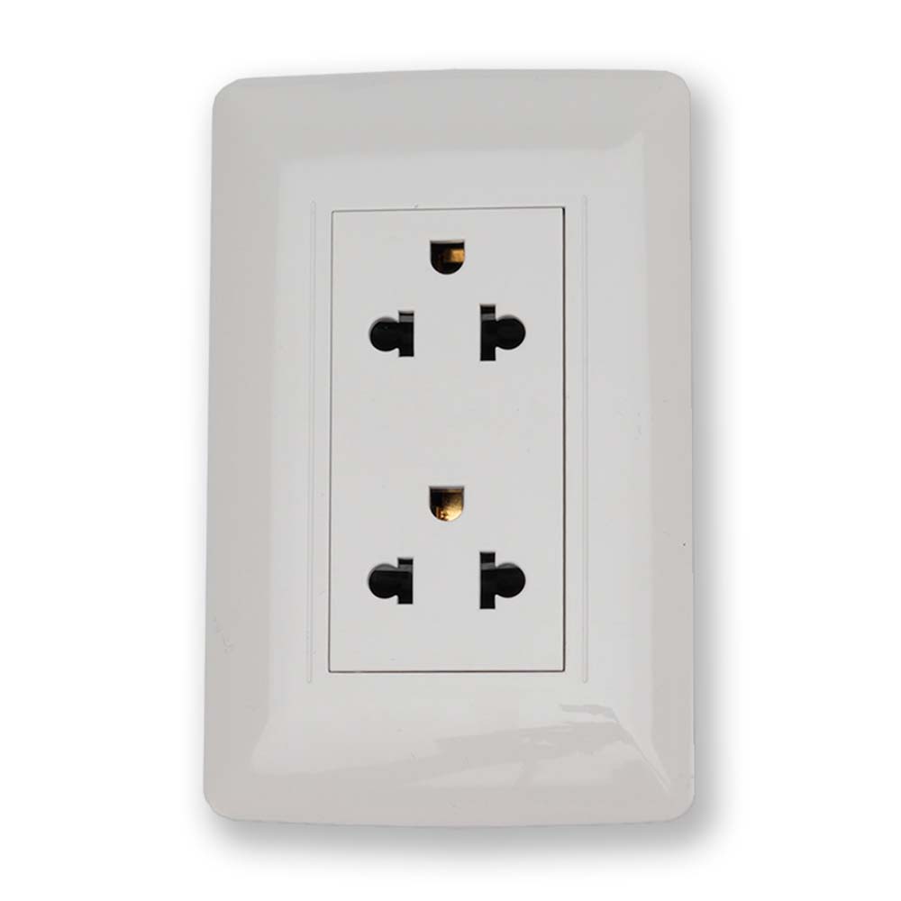 Tomacorriente Essential Doble Universal Blanco