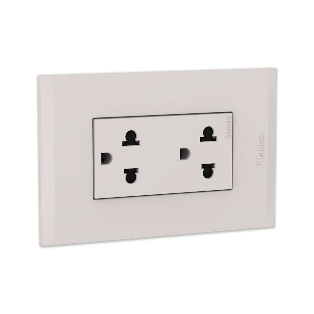 Tomacorriente duplex universal LT Arena