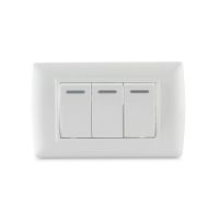 Interruptor Triple Blanco Basic