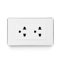Tomacorriente Universal Doble L/T Blanco Deco