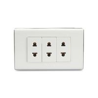 Tomacorriente Triple Blanco Deco