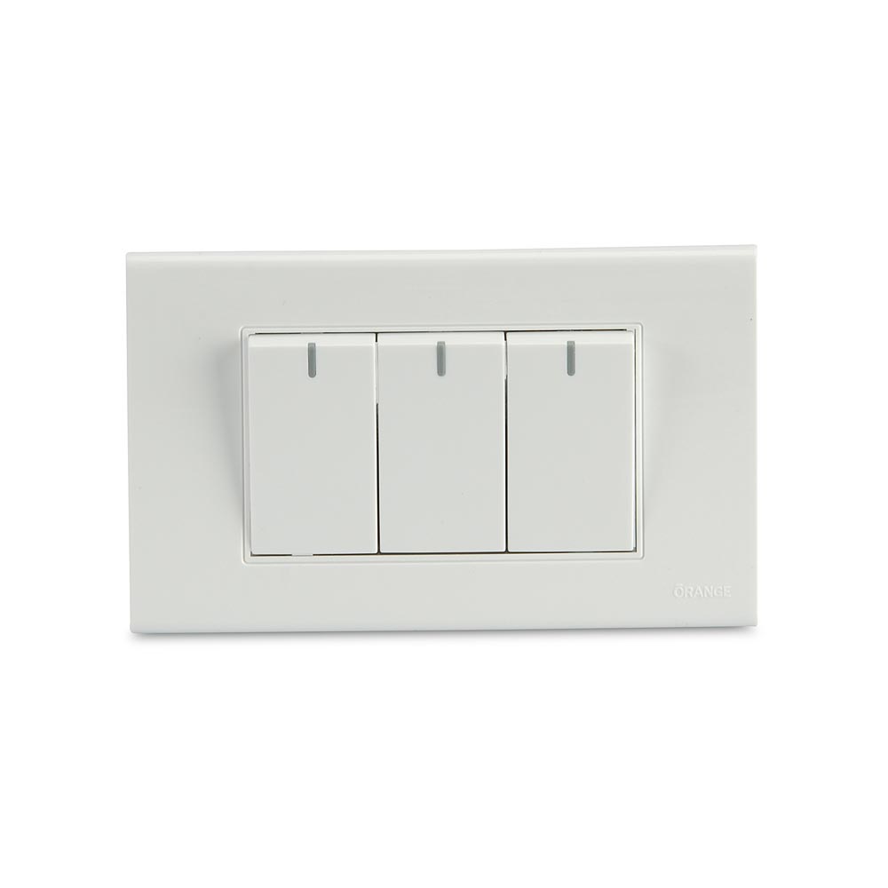 Interruptor Triple Blanco Classic