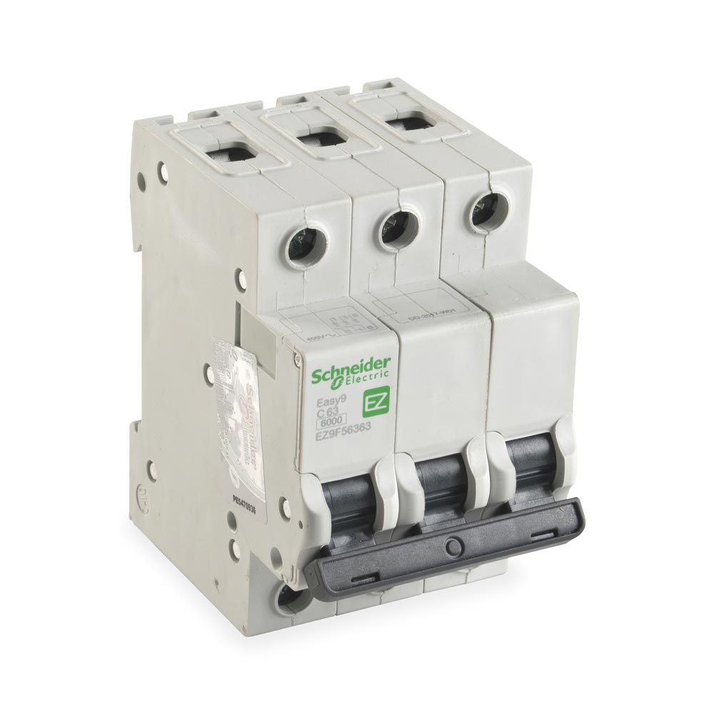 Interruptor termomagnético Easy9 3x63A 6000A 400V