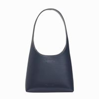 Bolso de hombro curvo Calvin Klein Elementall
