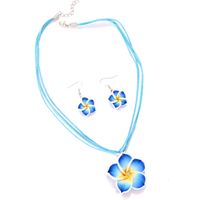 Set collar y aretes flores azules