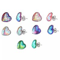 Set x 5 pares de aretes corazón escamas de sirena