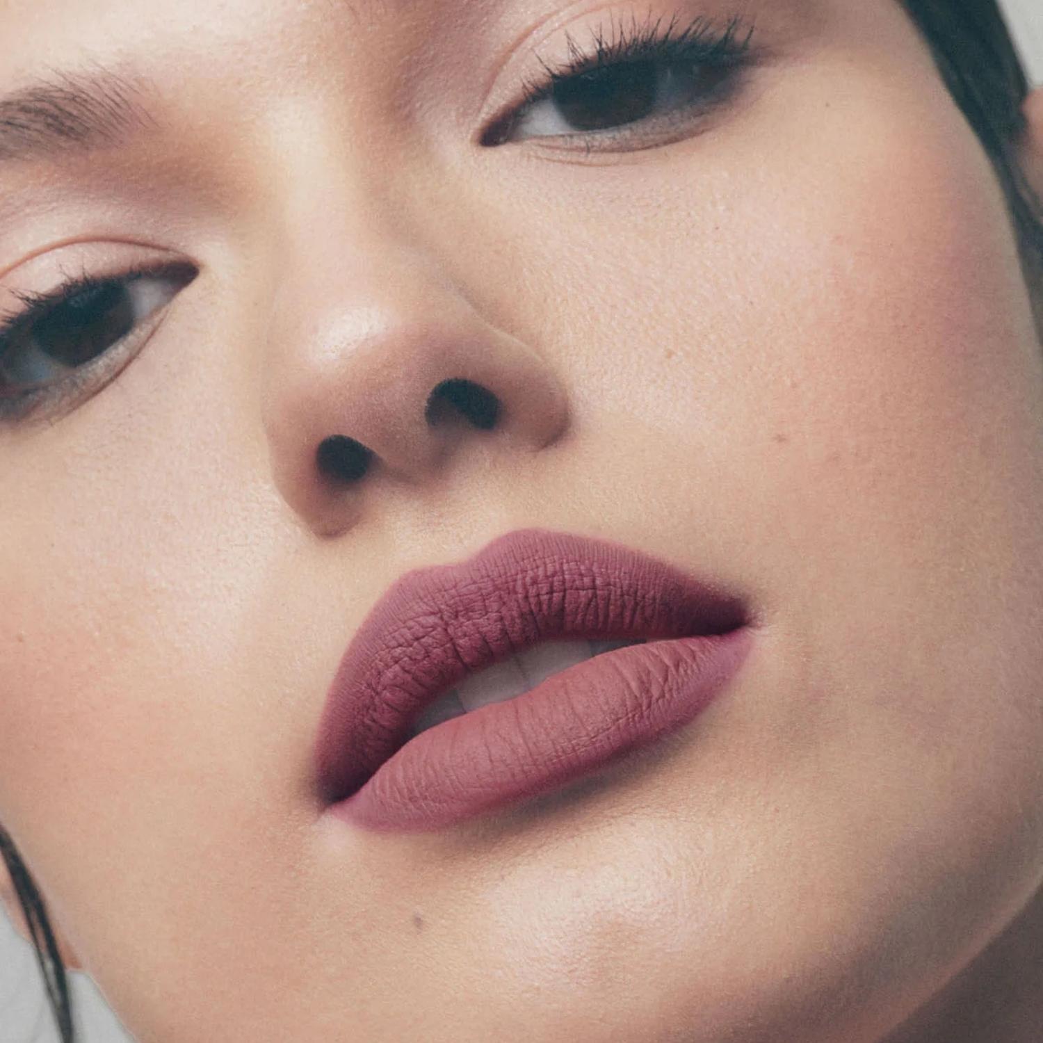 Labial Liquido Fenty Beauty Icon Terciopelo 5.5 g - Riri
