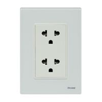 Placa Armada Orange: Tomacorriente Doble Universal Vitro LT Blanco