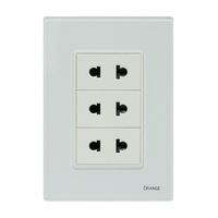 Placa Armada Orange: Tomacorriente Triple Universal Vitro Blanco