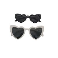 Set x 7 lentes corazones para la novia y el team bride despedida de soltera blanco y negro