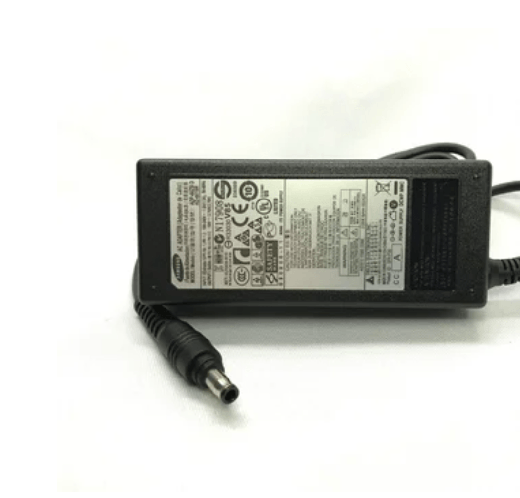 Cargador Genérico Laptop Samsung 19V 3.16A 60w 5.5*3.0mm