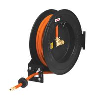 Rollo de 15 m de manguera 3/8"" de hule con carrete retráctil