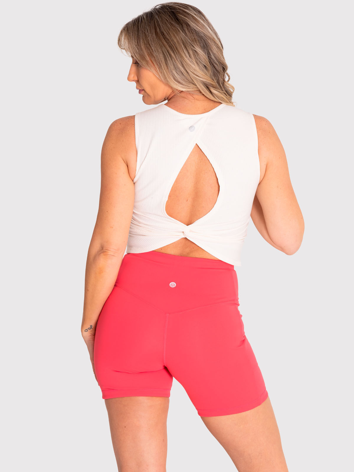 POLO SIN MANGAS PARA MUJER TANK RIB ROSADO BSOUL