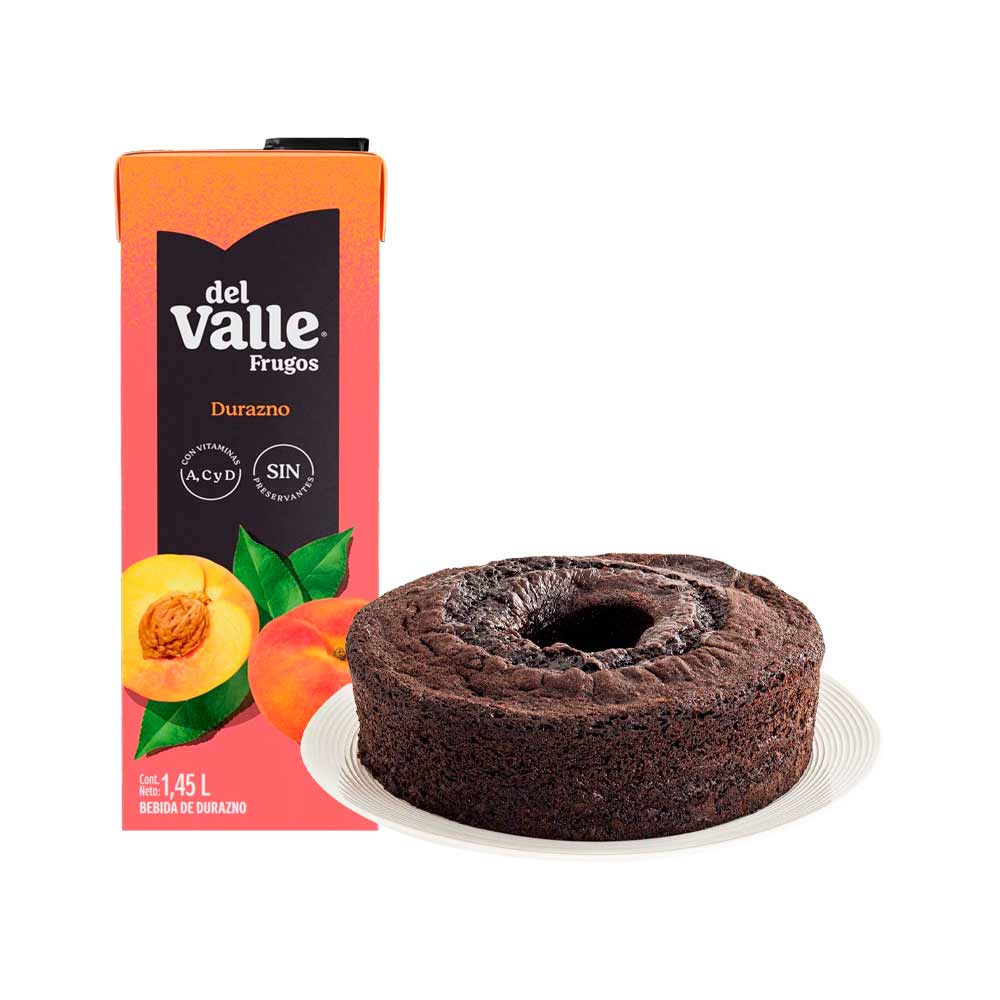 Pack Keke Redondo de Chocolate 1un + Bebida FRUGOS Sabor a Durazno Caja 1.45L