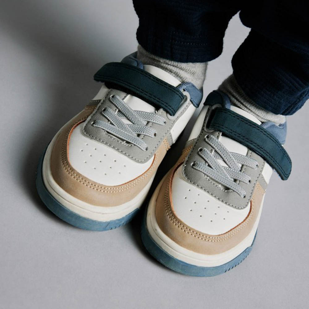 Zapatillas Vintage Sfera Bebé Niño Beige