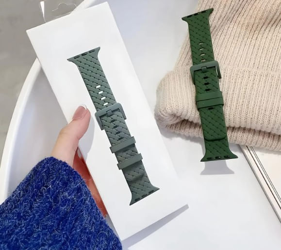 CORREA DE SILICONA LABRADA PARA WATCH 42-44-45-49 MM VERDE