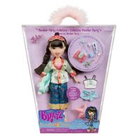 MUÑECA BRATZ SLUMBER PARTY JADE CON ACCESORIOS