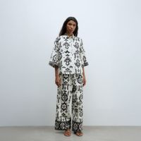 Blusa Mujer Sfera Estampada Con Lino Negro