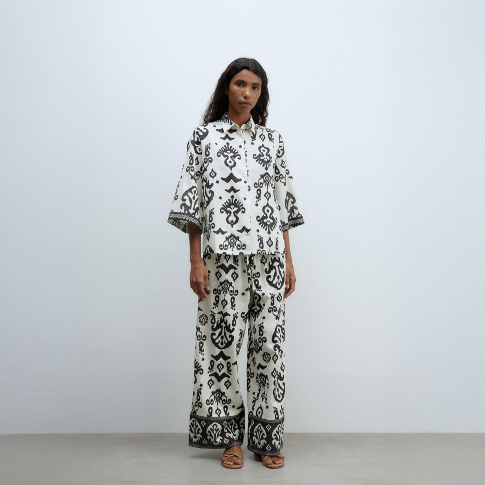 Blusa Mujer Sfera Estampada Con Lino Negro