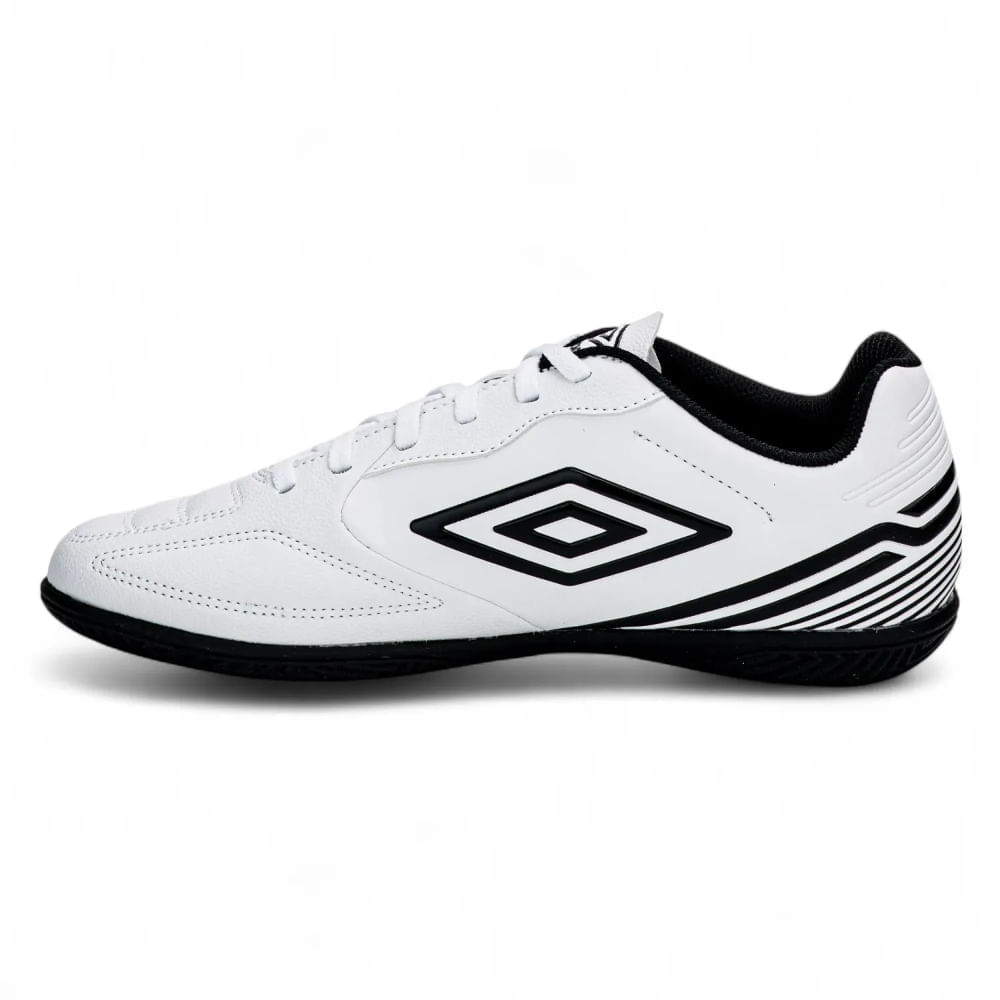 Zapatillas De Futbol Umbro Niño Xiii Ic Jr 82159U Blanco