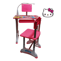Regala en esta navidad un escritorio y la silla Hello Kitty perfectos para tu pequeña