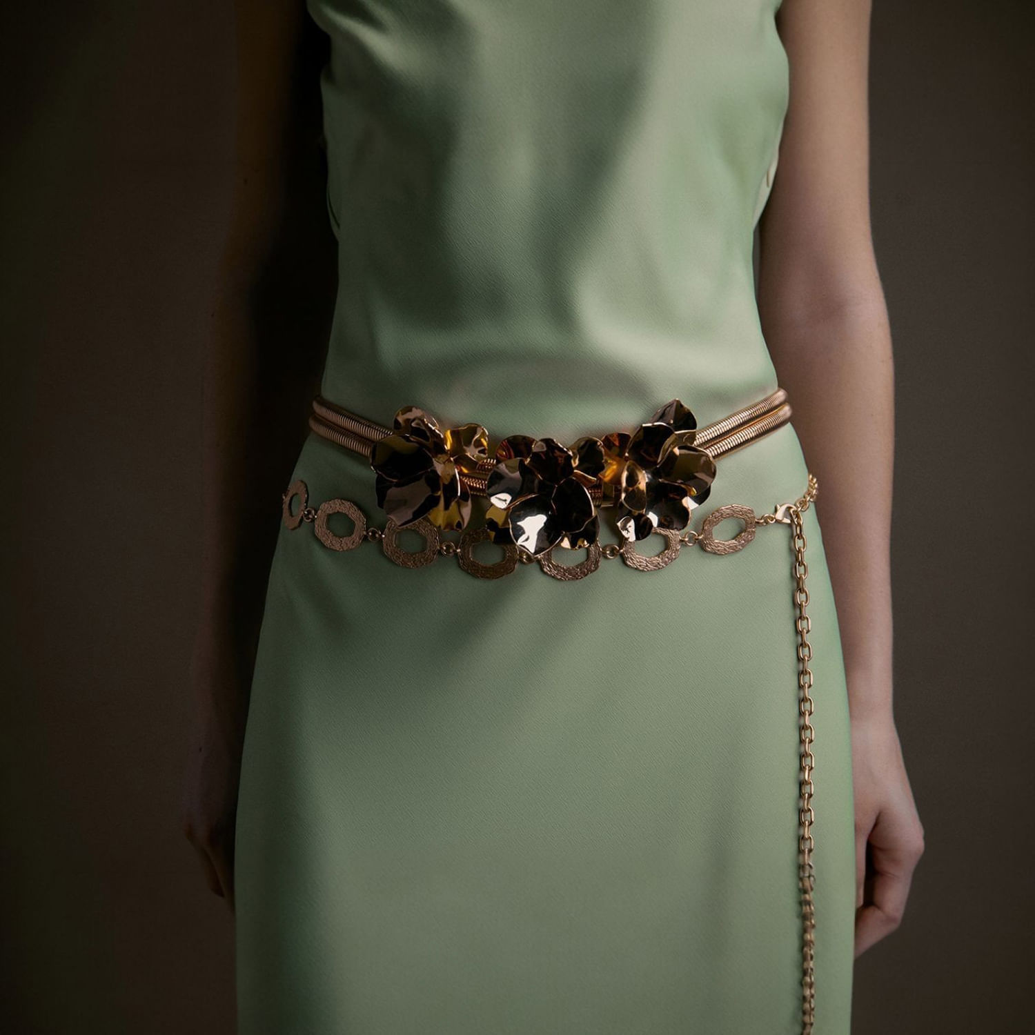 Correa Mujer Sfera Cadena Strass Y Beads Gun Oro