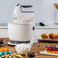 Batidora de Mano y Pedestal Oster 250W FPSTHS3610 (MUNDO ELECTRONICO)
