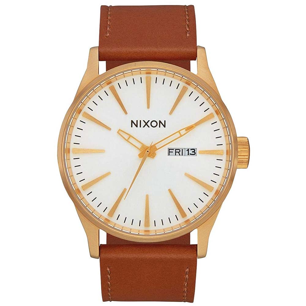 Reloj Nixon Sentry A1052621 Fecha Acero Dorado Correa de Cuero Marrón