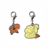 Pokemon Center Vulpix Ninetales Llavero Metal Japon