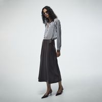 Blusa Mujer Sfera Satinada Rayas Azul Marino