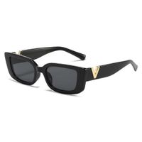 Lentes de sol Rectangulares Retro para Mujer forma de V - Negro
