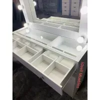 Tocador Moderno con Luces Evans color Blanco TU MESITA con espejo