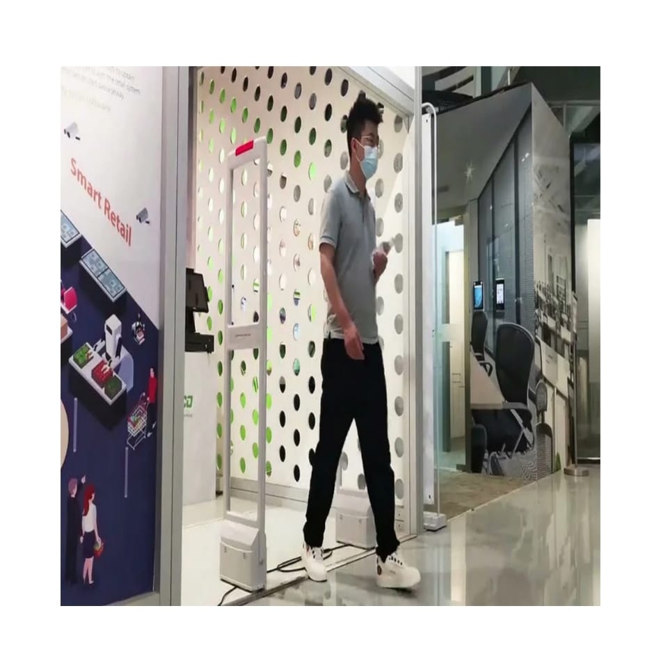 Barreras de seguridad para ingreso tiendas