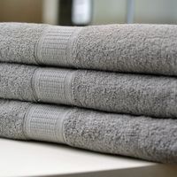 Toalla de baño 140 x 70 cm Plomo de 410 Gr