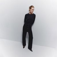 Chompa Mujer Sfera Boton Joya One Negro