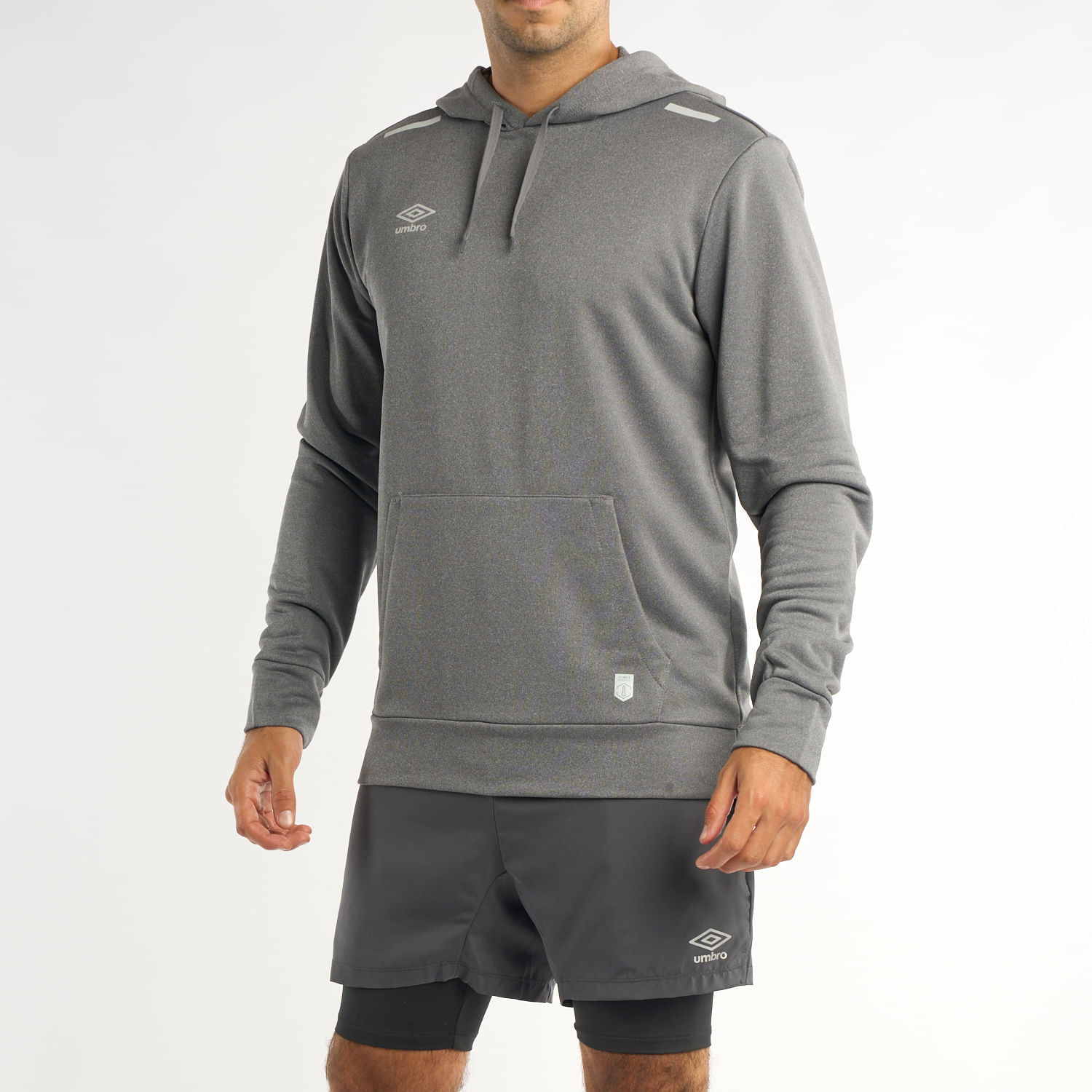 Polera Deportiva Umbro Hombre Core Performance 55978U-1Ap Gris
