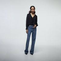 Blusa Mujer Sfera Plumeti Volante Negro