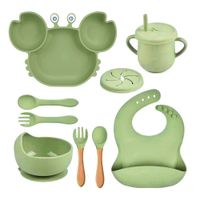 Set plato cangrejo babero cubiertos y vaso verde claro para bebe