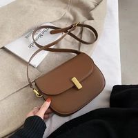 CARTERA NEW ADRI DISEÑO CLÁSICO Y MODERNO MARRON