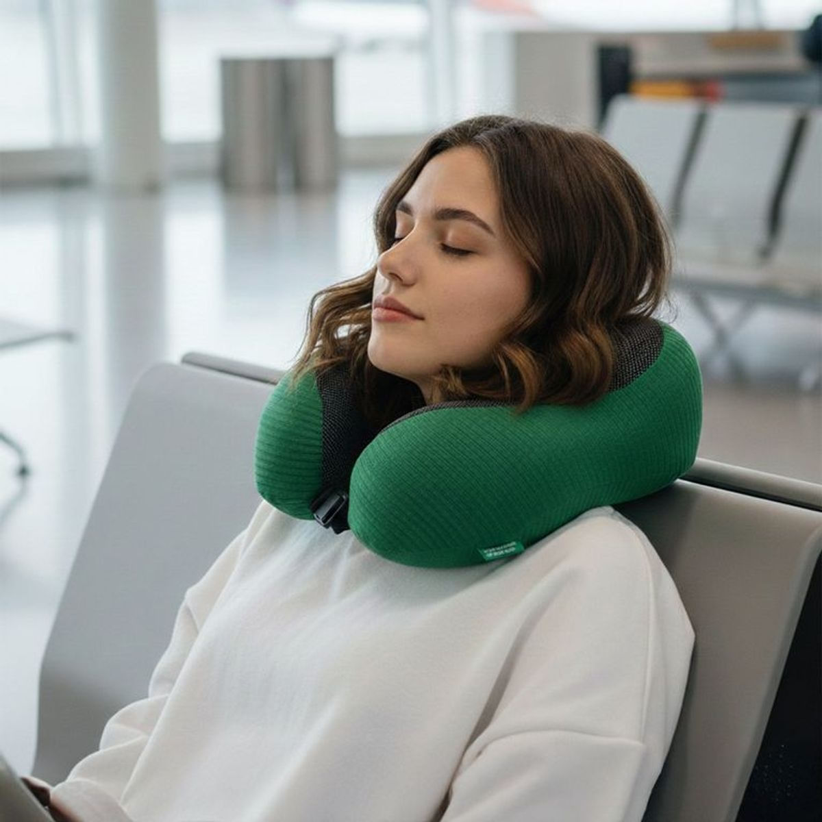 Almohada de Viaje Ergonómica Benetton Memory Foam para Cuello Avión Auto Oficina Descanso Cervical