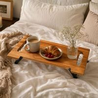 Bandeja de madera con soporte plegable 45x18x8cm