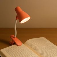 Lámpara de Escritorio Roja DEER | Diseño Moderno y Funcional
