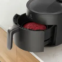 Air Fryer 5.1l Con Vision 360 Eaf170. - MO