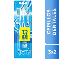 Cepillo de Dientes ORAL B Complete Suave Paquete 3un
